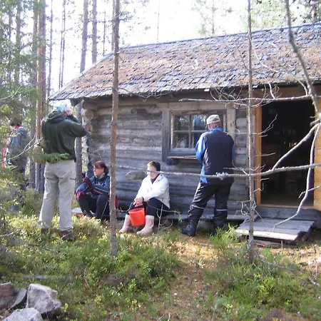 Mulikan Hillton Couette-café Pääjärvi